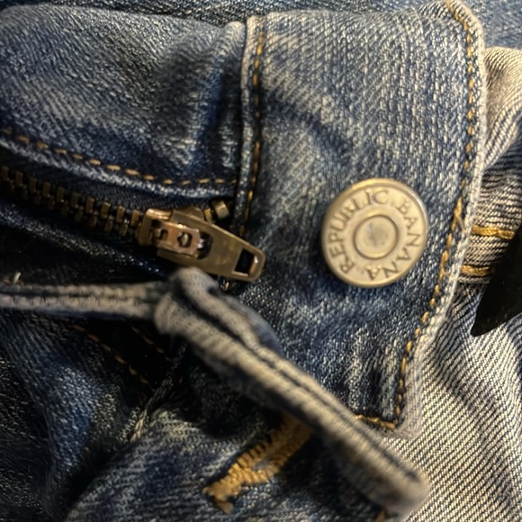 Women’s Banana Republic straight jeans.   Size 32. - Picture 8 of 8